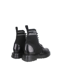 STIVALETTO NERO CON LOGO LOVE MOSCHINO