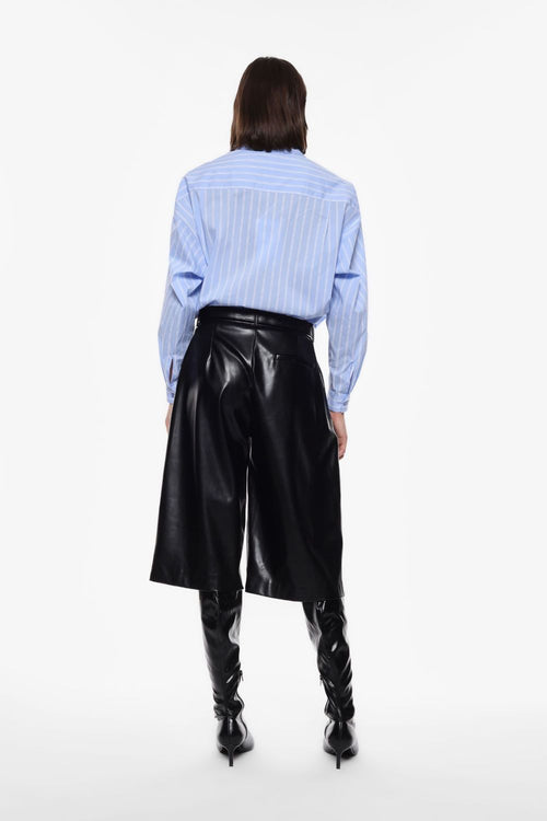 IMPERIAL BERMUDA IN SIMILPELLE CON PINCES