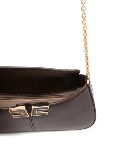 Elisabetta Franchi Borsa piccola ecopelle cacao con catenina e logo in metallo oro/bianco PE26