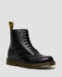 11822006BLA SCARPE DR. MARTENS